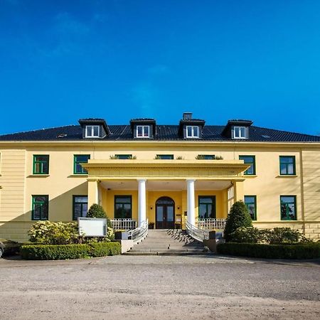 Schloss Harkensee Dassow Exterior photo